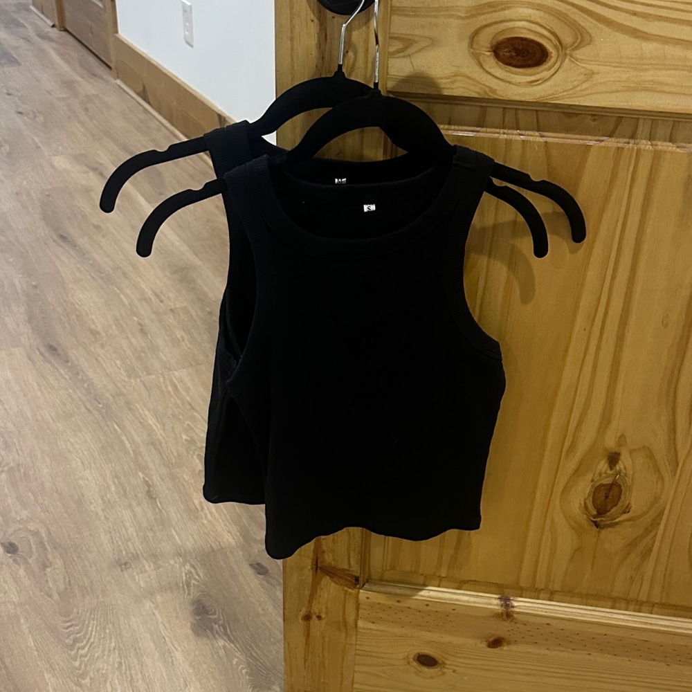 Black crop tanks
